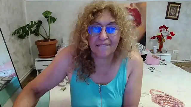 maturelady4u Chat XXX live