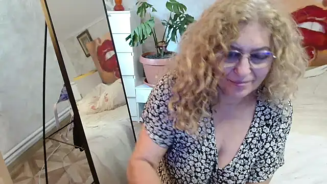 maturelady4u's Live XXX Chat