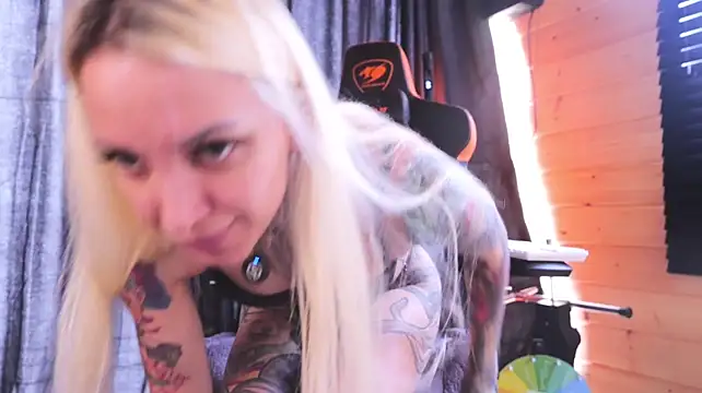 XXX chat uživo modela diana_rotor