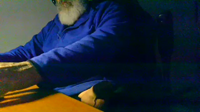 oldaussie13 Show in webcam