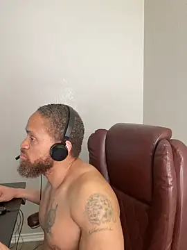 Fathero1time webkamerás műsora