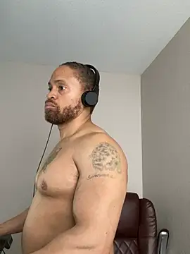 Fathero1time webkamerás műsora