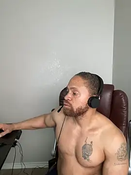 Fathero1time Show in webcam