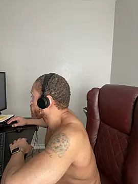 Fathero1time webkamerás műsora