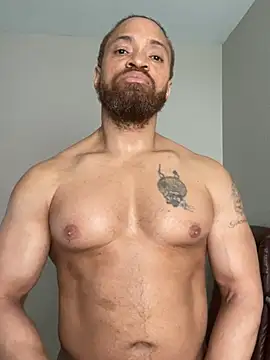 Fathero1time Show in webcam