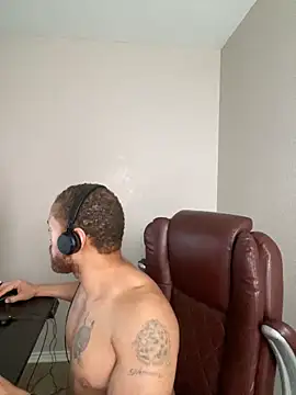 Fathero1time webkamerás műsora