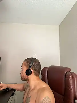 Fathero1time Show in webcam