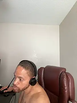 Fathero1time Show in webcam