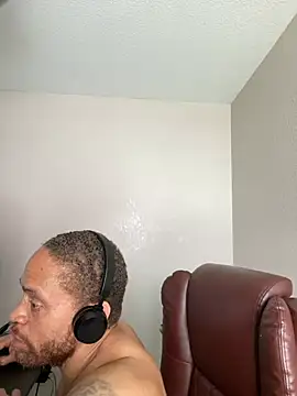 Fathero1time Show in webcam