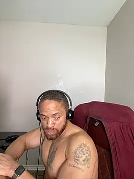 Fathero1time Show in webcam