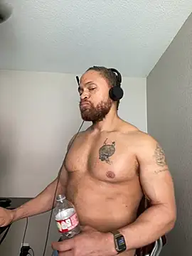 Fathero1time Show in webcam