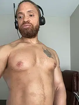 Fathero1time webkamerás műsora