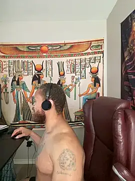 Fathero1time Show in webcam