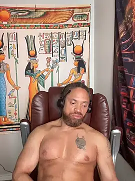 Fathero1time Show in webcam