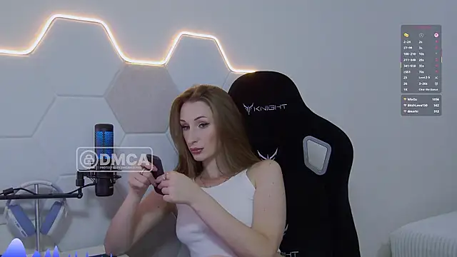 SkyqueenI 라이브 XXX 채팅