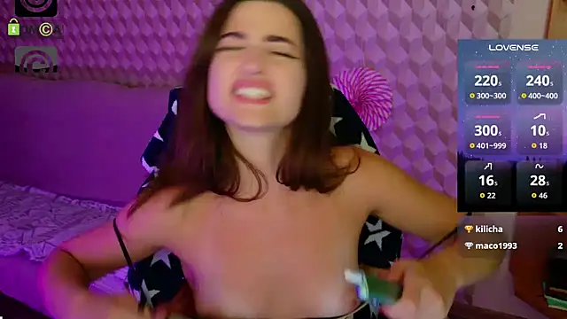 Živý XXX chat GoldieHoshie