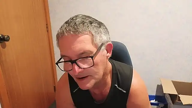 daddy_man Adlı Modelin Web Kamerası Şovu