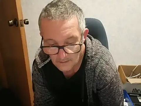 daddy_man 网络视讯表演