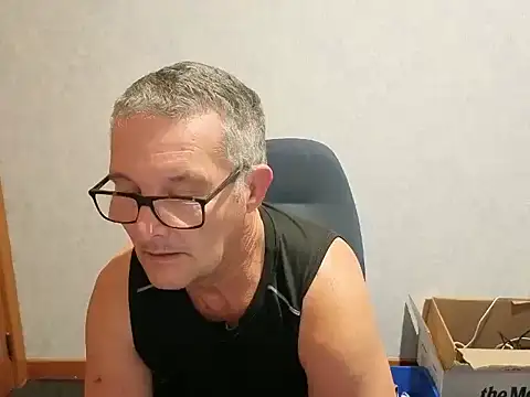 daddy_man Pertunjukan Webcam