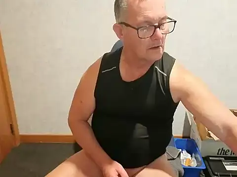 Вебкам-шоу daddy_man
