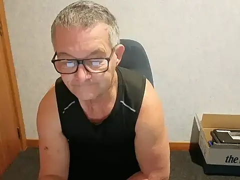 daddy_man Show Webcam