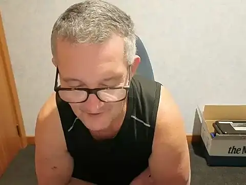 daddy_man 网络视讯表演