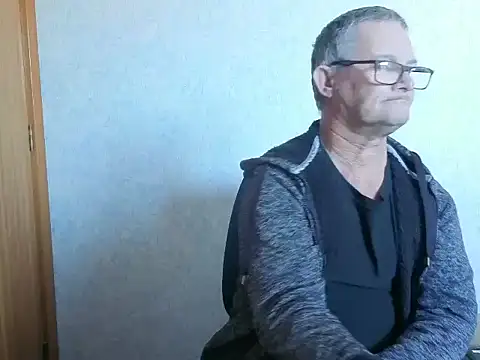 daddy_man 在線直播表演