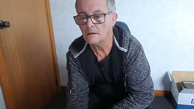 daddy_man 网络视讯表演