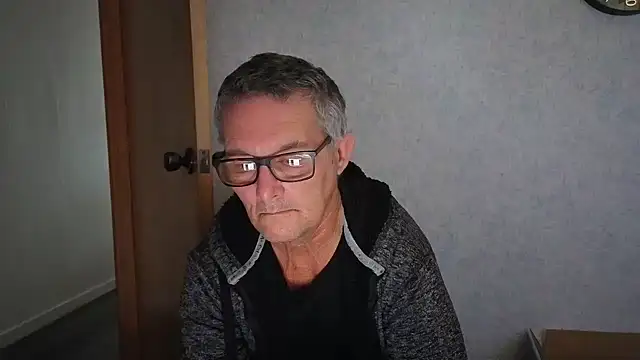 daddy_man Adlı Modelin Web Kamerası Şovu