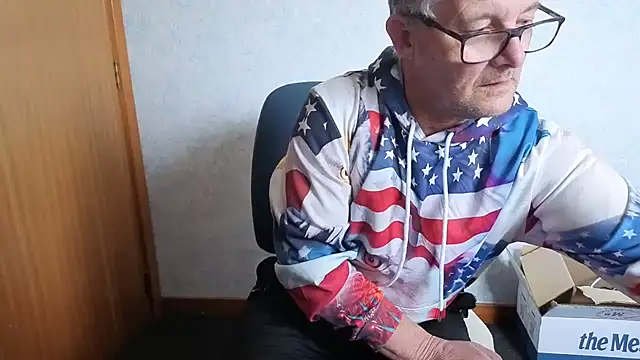 daddy_man Pertunjukan Webcam