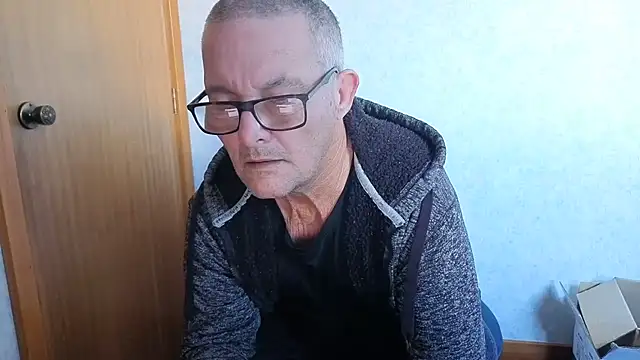 daddy_man Pertunjukan Webcam