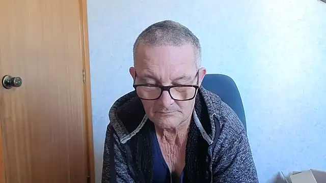 daddy_man 在線直播表演