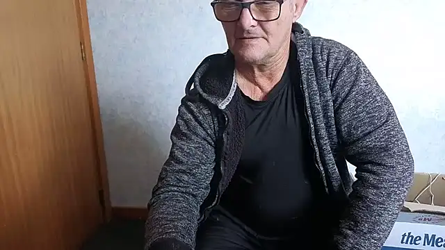 daddy_man 网络视讯表演
