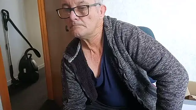 daddy_man 网络视讯表演