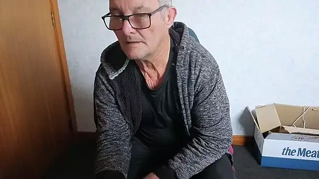 daddy_man 网络视讯表演