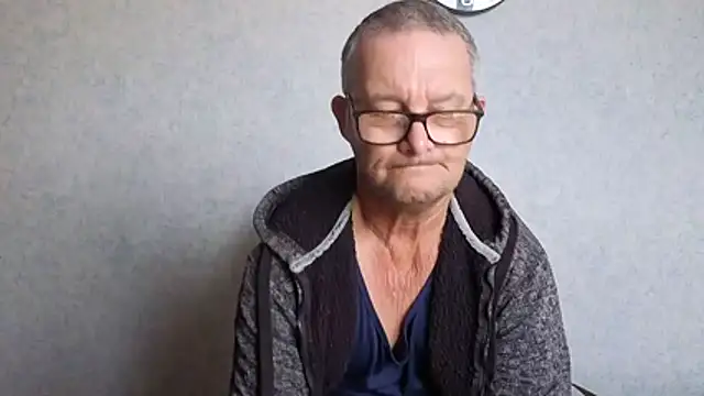daddy_man 网络视讯表演