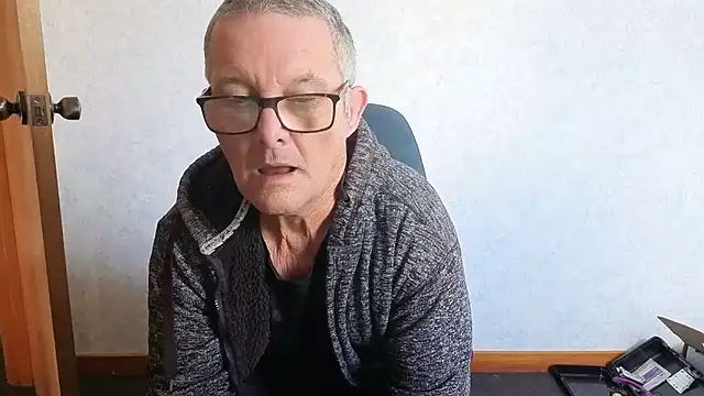 daddy_man Pertunjukan Webcam
