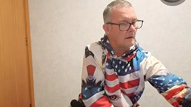 daddy_man 在線直播表演