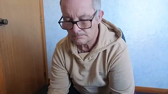 Вебкам-шоу daddy_man