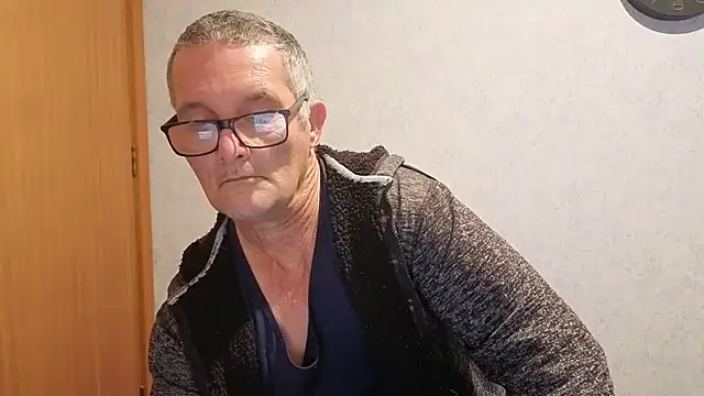 daddy_man 网络视讯表演