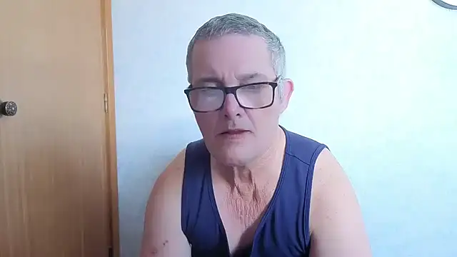 Pokazy przed kamerką – daddy_man