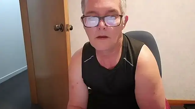 daddy_man 网络视讯表演