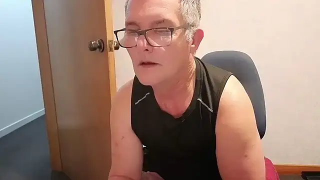Pokazy przed kamerką – daddy_man
