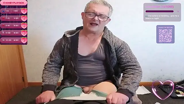 הופעת וובקאם של daddy_man