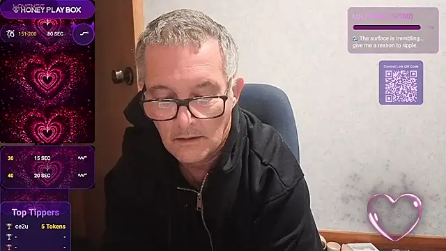 Pokazy przed kamerką – daddy_man