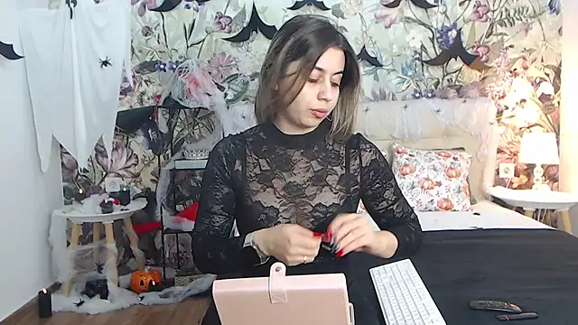 RoseDiamond06's Webcam Show