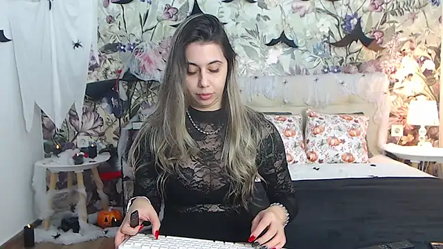 RoseDiamond06's Webcam Show