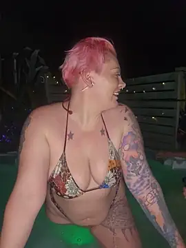 Živý XXX chat PinkTheHawk