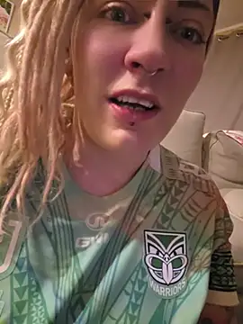 Show Webcam de PinkTheHawk