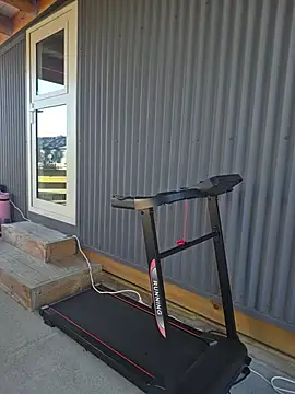 PinkTheHawk's Webcam Show